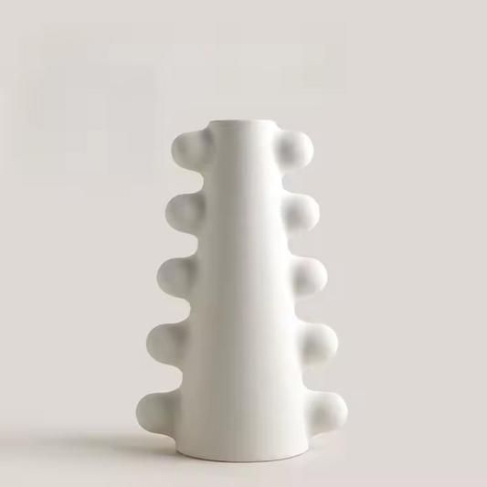 Isla Vase in Bone White