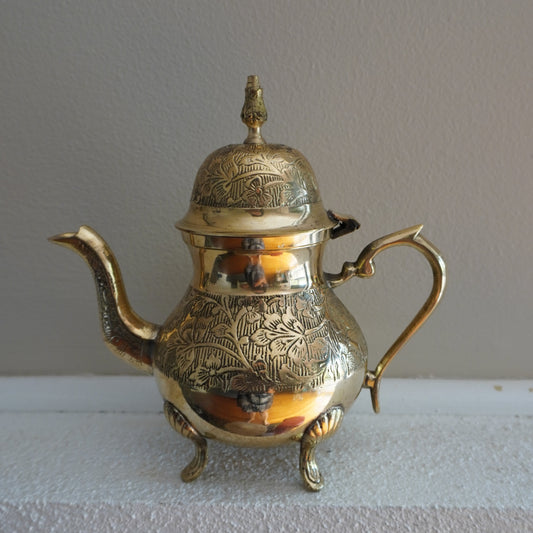 Hari Vintage Brass Tea Kettle