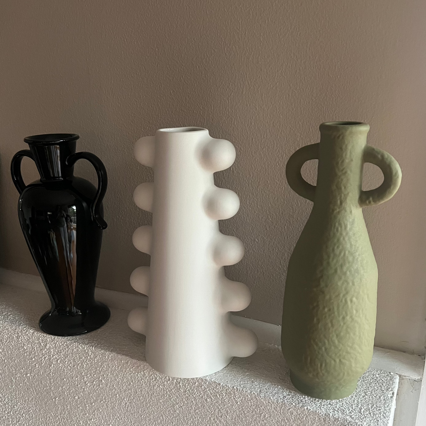 Isla Vase in Bone White